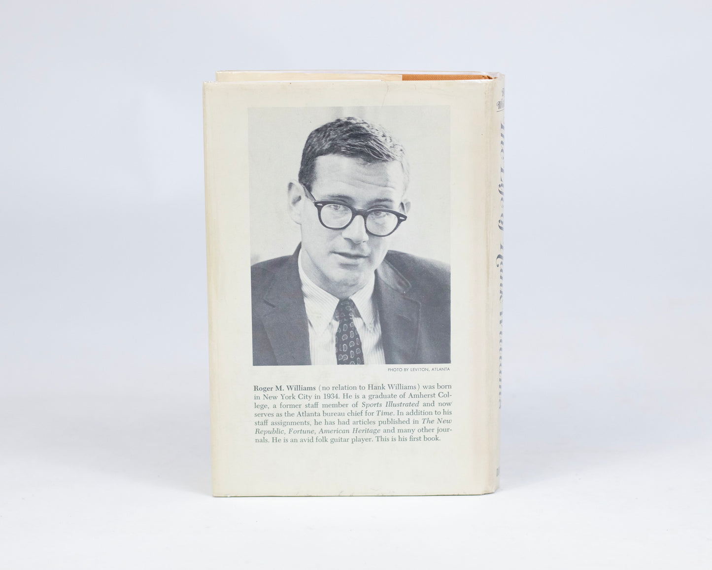 VINTAGE FIRST EDITION COPY OF "SING A SAD SONG: THE LIFE OF HANK WILLIAMS" BY ROGER WILLIAMS