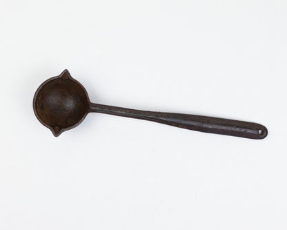 VINTAGE CAST IRON SMELTING LADLE
