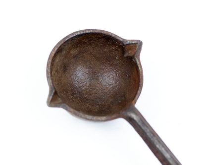 VINTAGE CAST IRON SMELTING LADLE