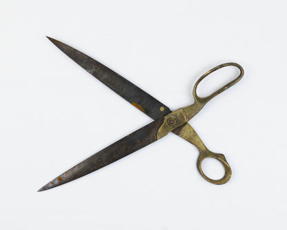 VINTAGE I.P. HYDE 12" BRASS-HANDLED SHEARS