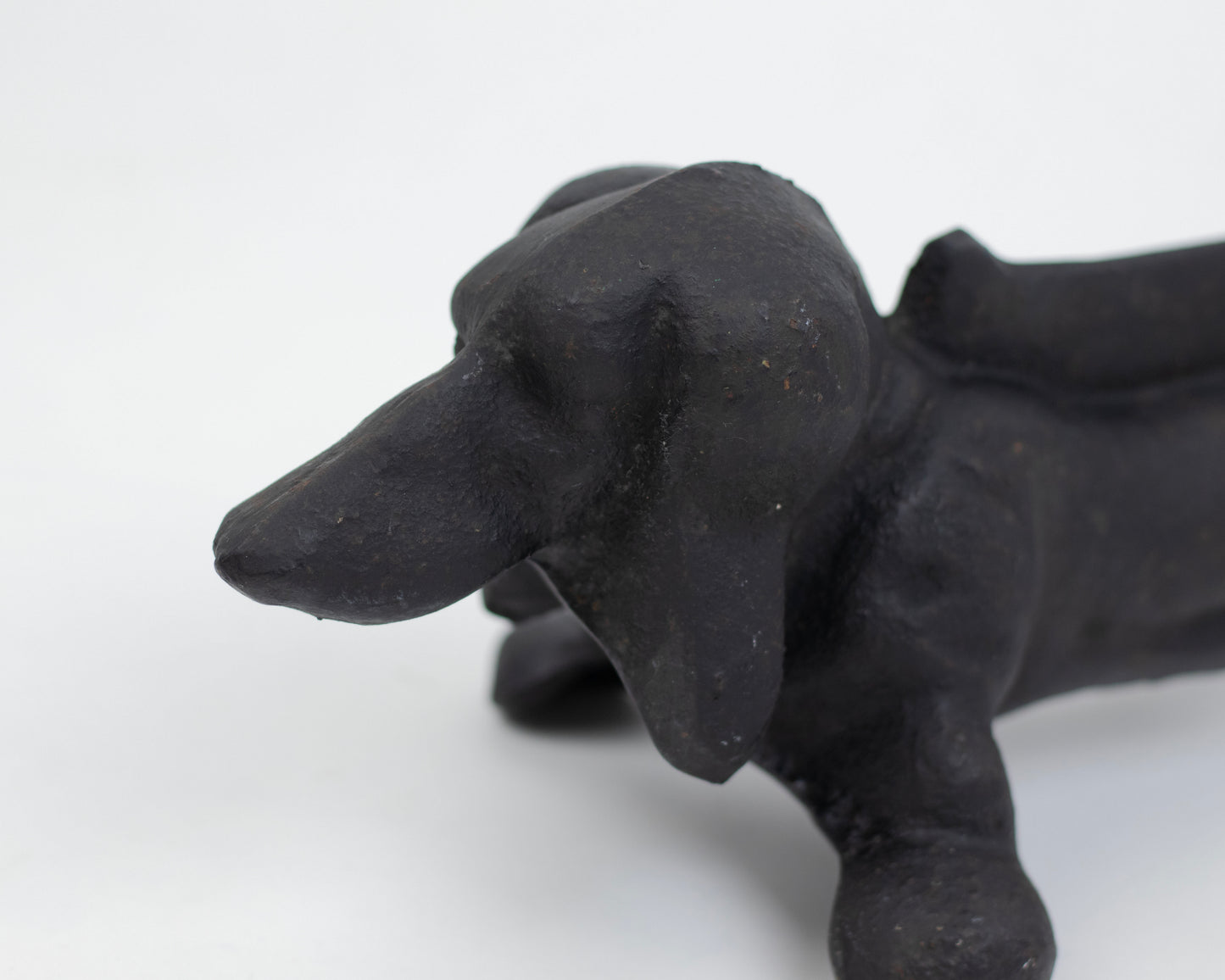 VINTAGE CAST IRON DACHSHUND-SHAPED BOOT SCRAPER