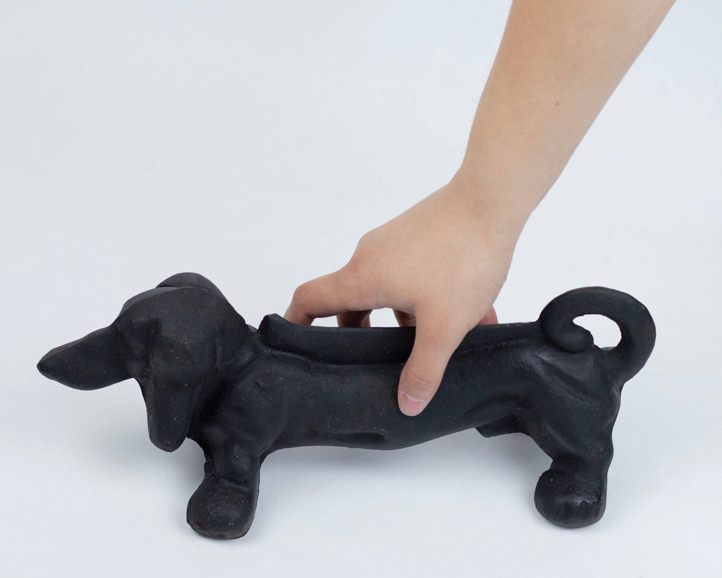 VINTAGE CAST IRON DACHSHUND-SHAPED BOOT SCRAPER