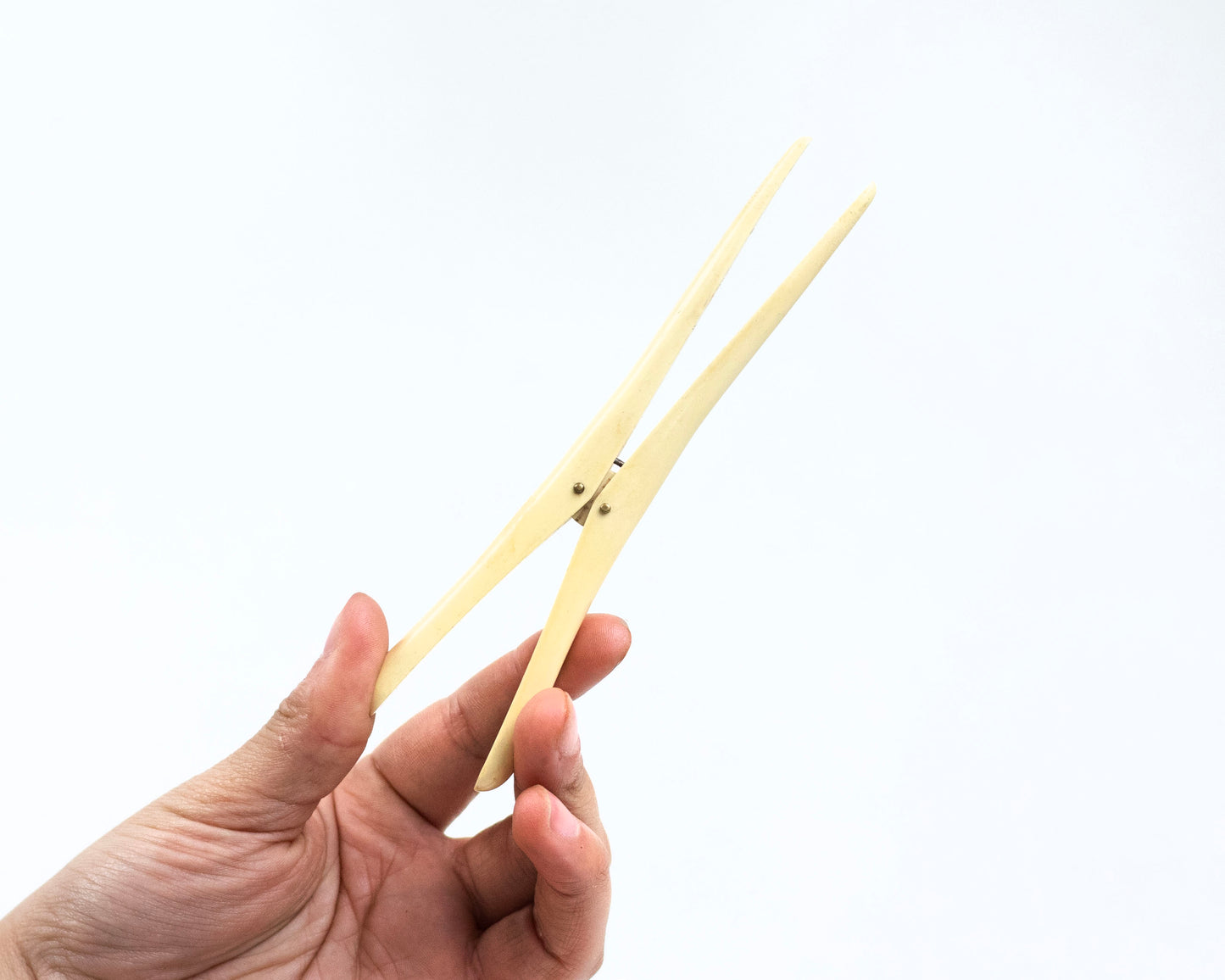 VINTAGE CELLULOID GLOVE STRETCHER