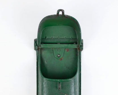 VINTAGE 1920S-30S GRISWOLD CAST IRON MAILBOX