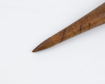 VINTAGE 8" WOODEN SAILOR'S FID