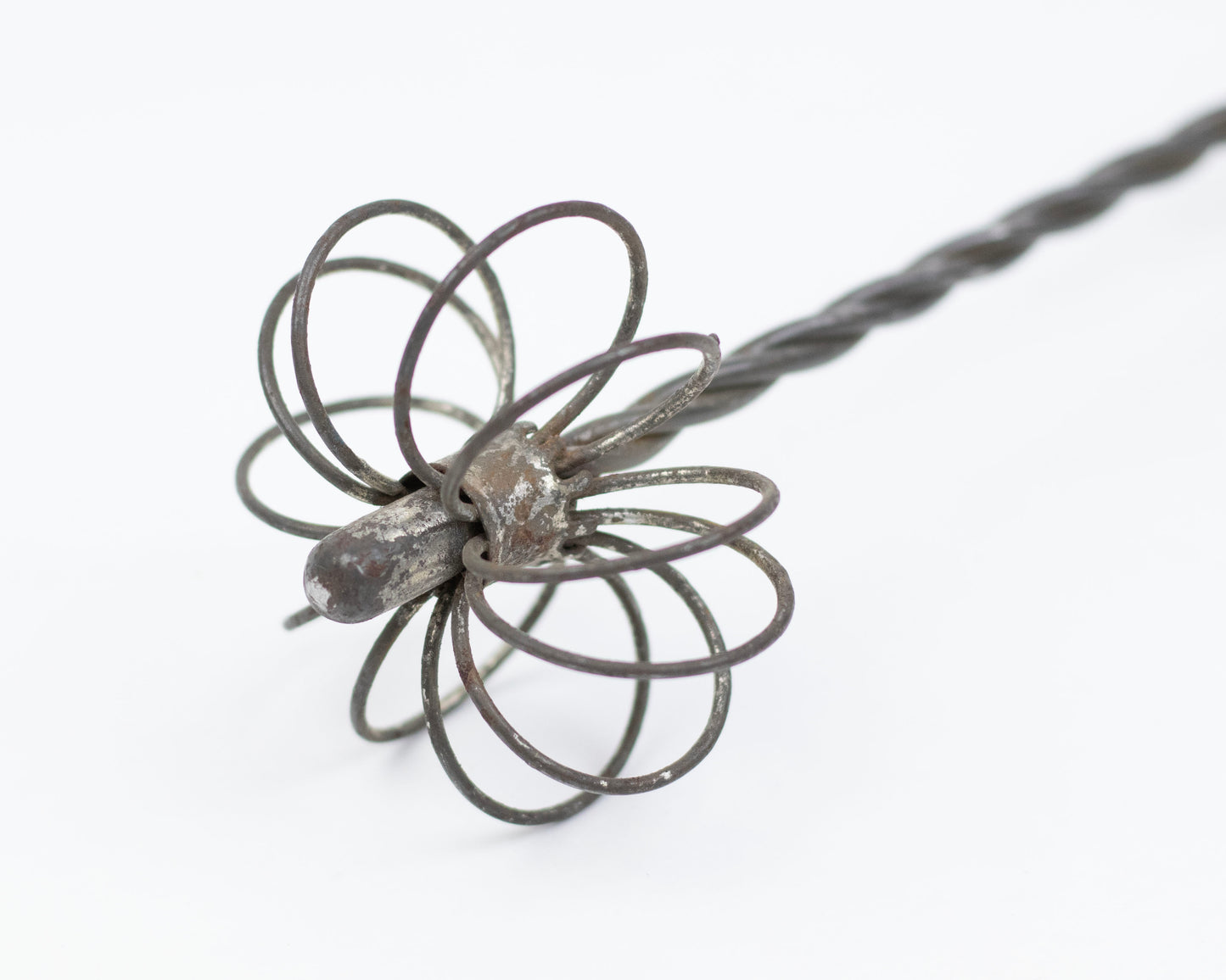 VINTAGE SPRING-ACTION WIRE WHISK