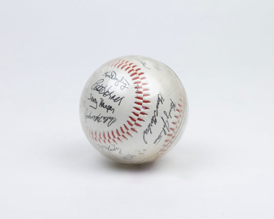 VINTAGE 1980S ATLANTA BRAVES SOUVENIR BASEBALL