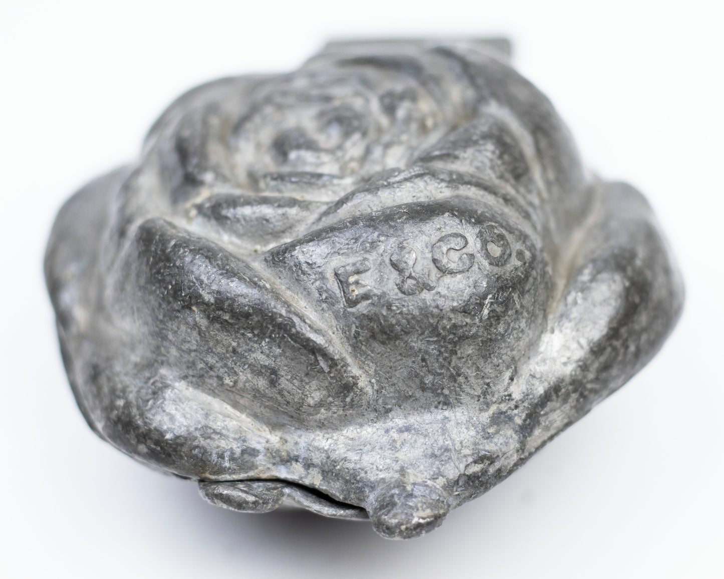 VINTAGE EPPELSHEIMER & CO. PEWTER FLOWER MOLD