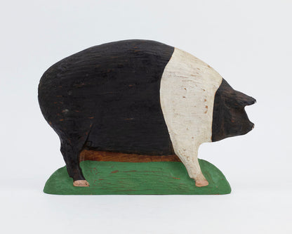 VINTAGE CARVED WOODEN HAMPSHIRE PIG FIGURINE