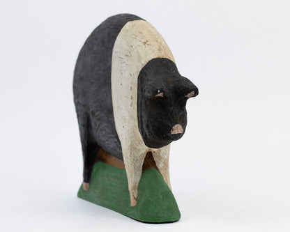 VINTAGE CARVED WOODEN HAMPSHIRE PIG FIGURINE