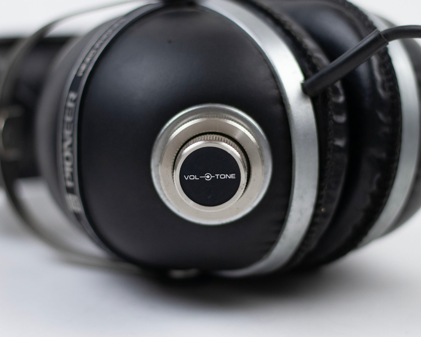 VINTAGE 1970S PIONEER SE-505 2-WAY HEADPHONES