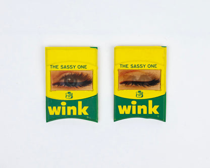 VINTAGE 1960S PIN-BACK WINK SODA ADVERTISING BUTTONS