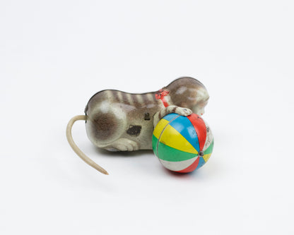 VINTAGE MID-CENTURY CAT WITH BALL TIN WIND-UP TOY - NO KEY