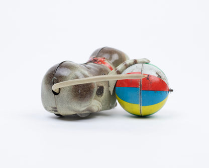 VINTAGE MID-CENTURY CAT WITH BALL TIN WIND-UP TOY - NO KEY