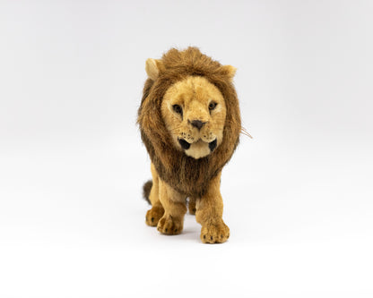VINTAGE LION AND LIONESS FIGURES